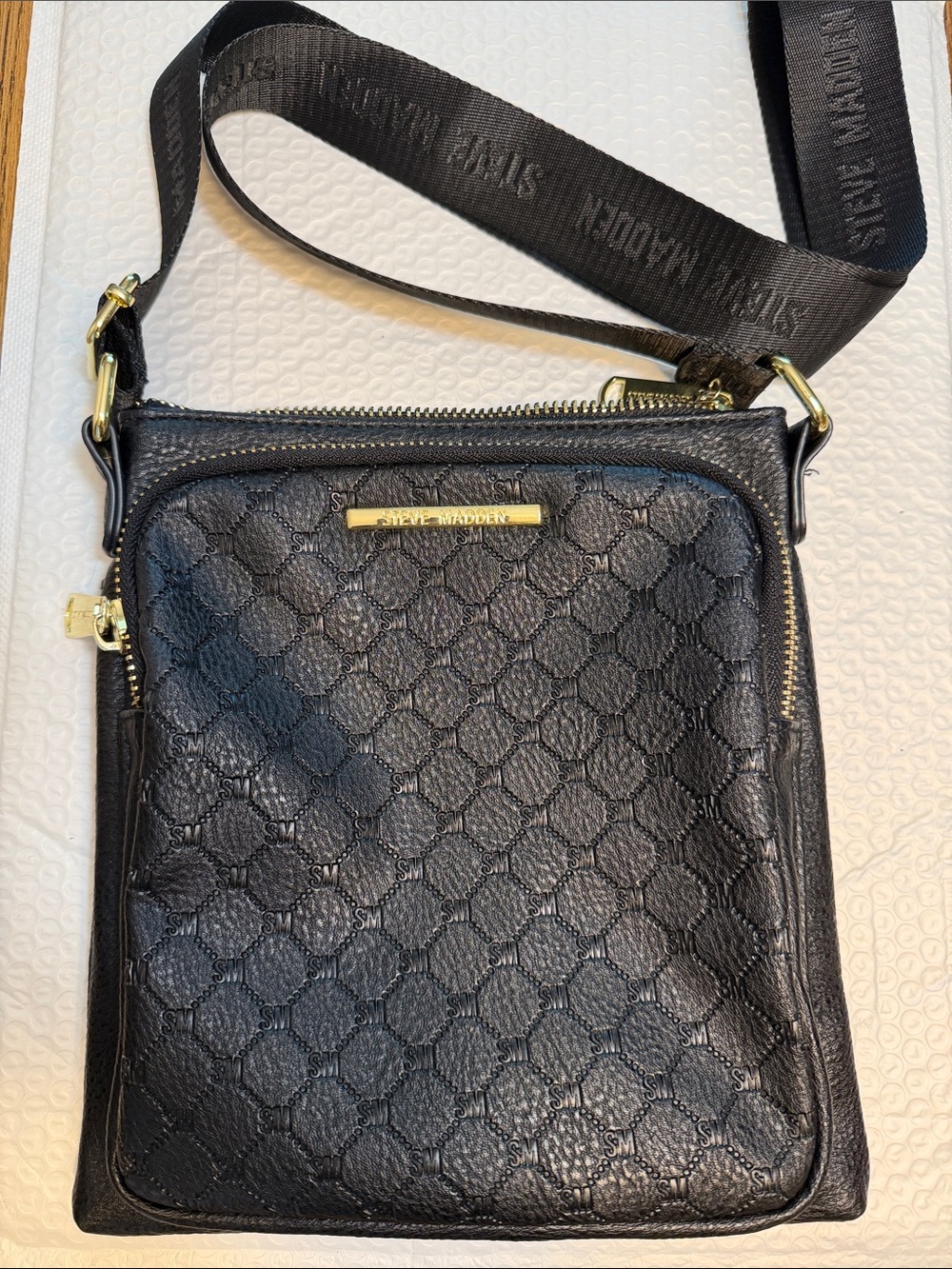 Steve Madden Black Textured Logo Crossbody Bag with Gold Hardware